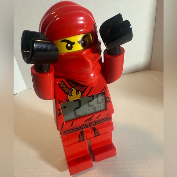 LEGO Red Ninja Digital Clock - Picture 1 of 3